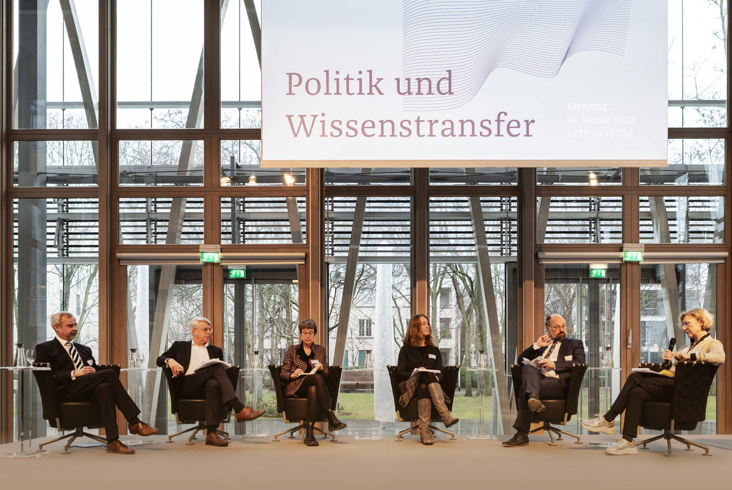 Podiumsdiskussion: Wissenstransfer und Politik: Nationale und internationale Herausforderungen